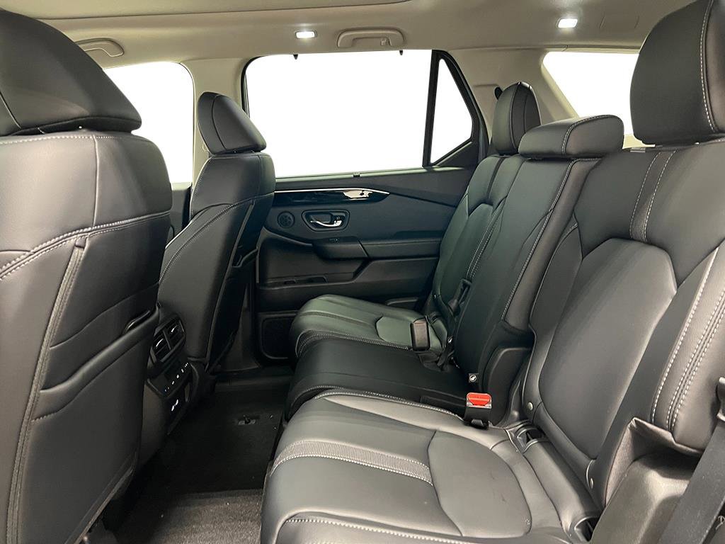 New 2025 Honda Pilot Touring image 30