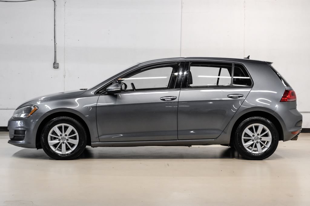 Used 2015 Volkswagen Golf S FWD image 11