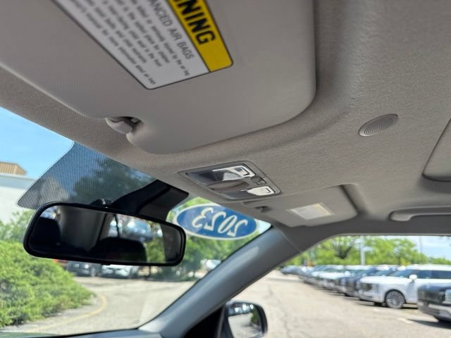 Used 2023 Hyundai Venue SEL FWD image 36