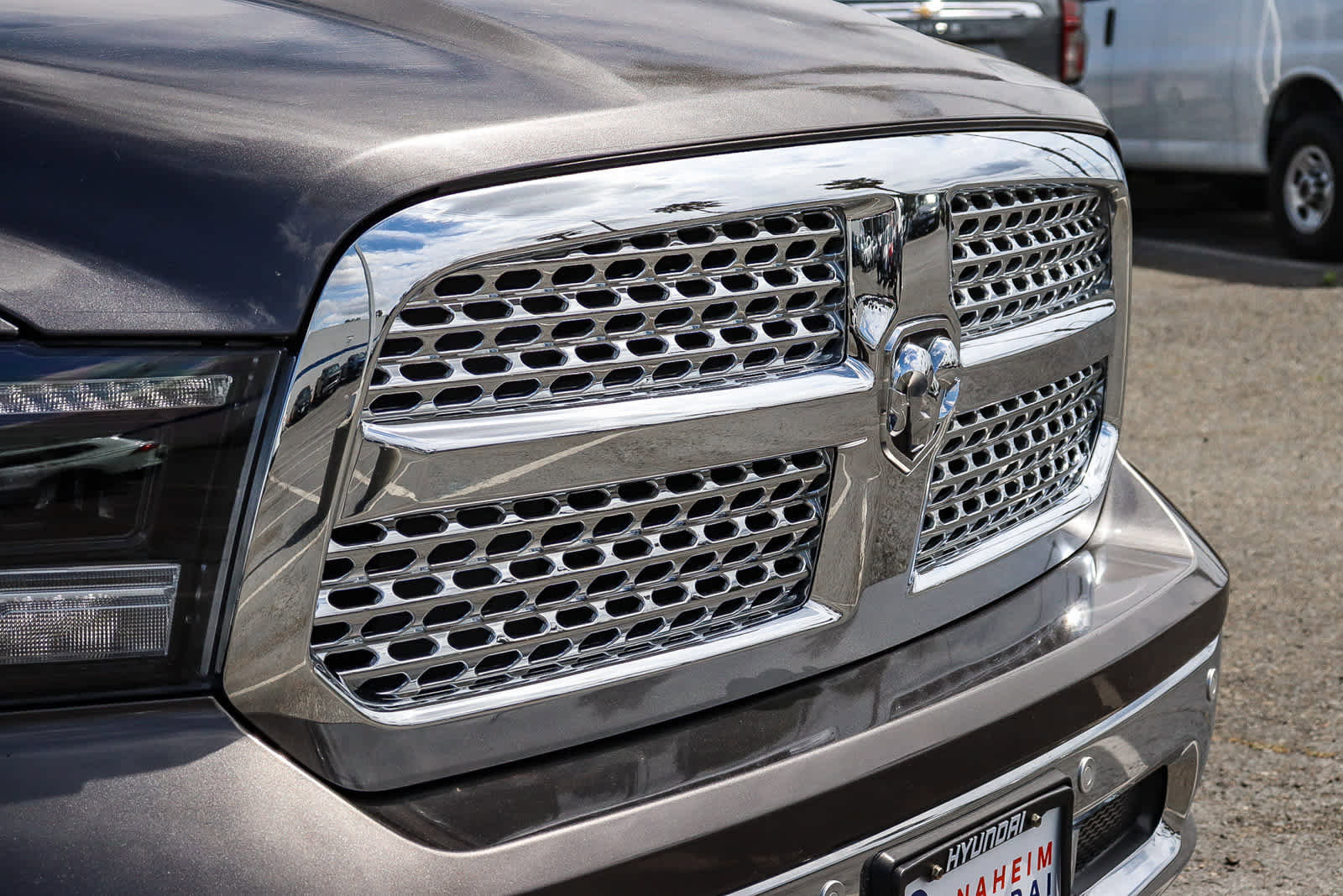 Used 2017 RAM 1500 Laramie w/ Convenience Group image 5