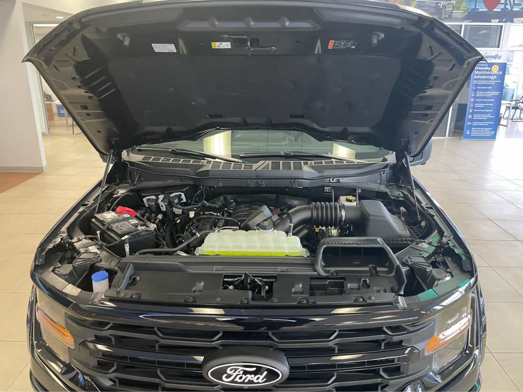 New 2026 Ford F150 XLT w/ Equipment Group 302A MID AWD/4WD image 24