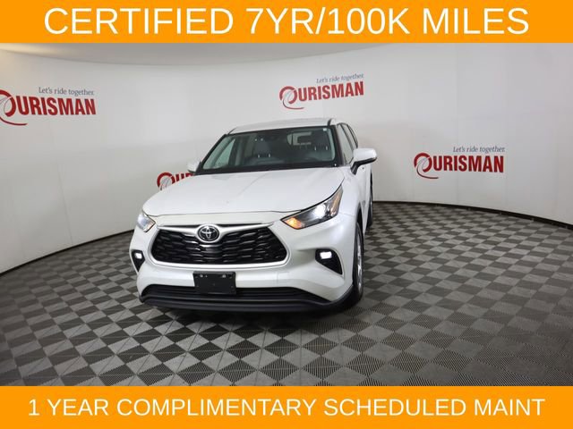 Used 2023 Toyota Highlander LE AWD/4WD image 1