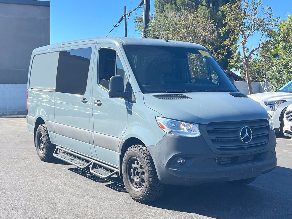 Used 2024 Mercedes-Benz Sprinter 2500 image 3