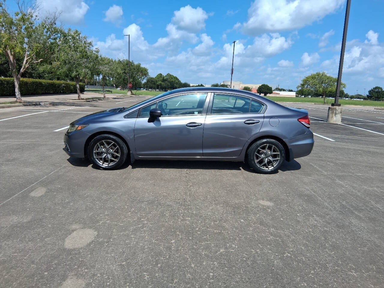 Used 2015 Honda Civic SE image 3