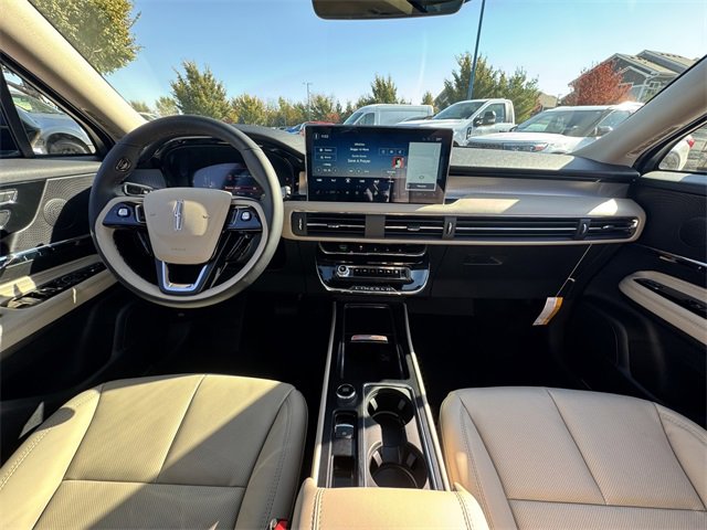 New 2026 Lincoln Corsair Premiere image 21