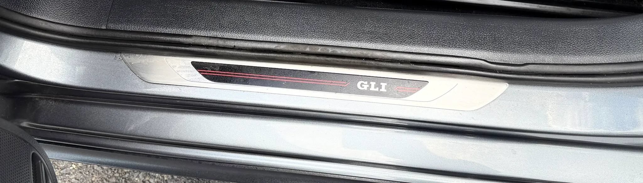 Used 2017 Volkswagen Jetta GLI FWD image 29