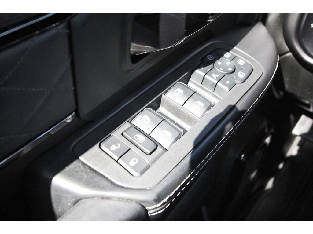 Used 2025 RAM 2500 Limited image 23