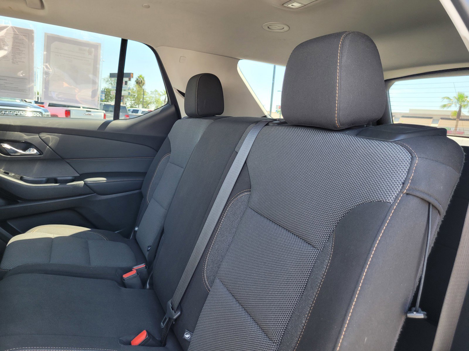 Used 2021 Chevrolet Traverse LT image 13