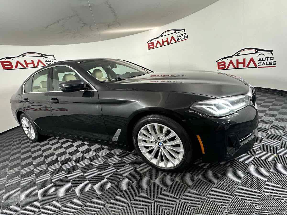 Used 2023 BMW 530i xDrive w/ Convenience Package AWD/4WD image 12