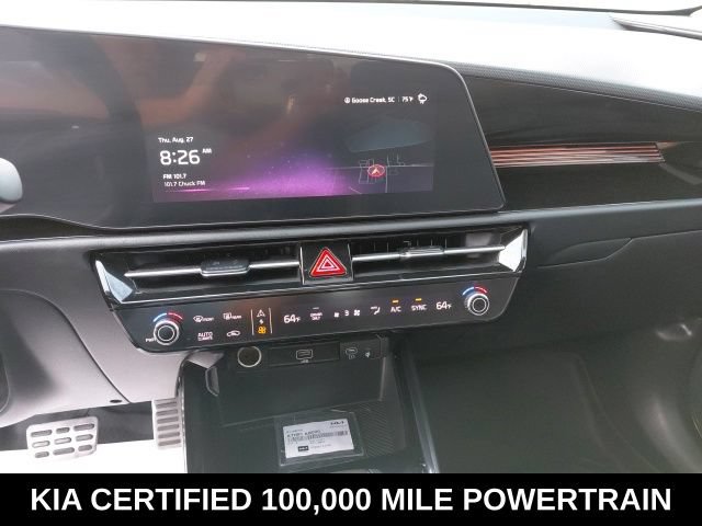 Certified 2024 Kia Niro SX Touring FWD image 12