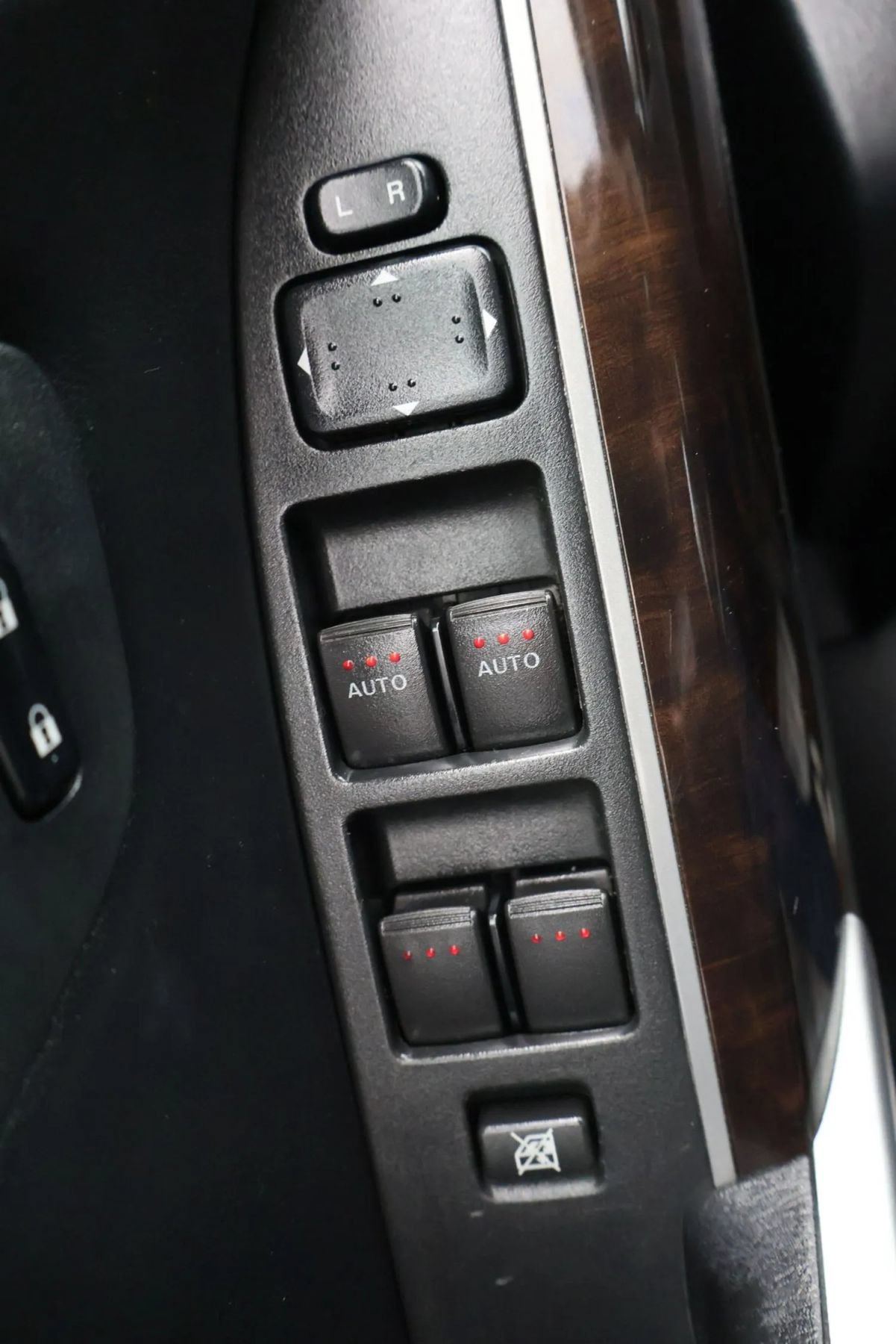Used 2010 MAZDA CX-9 Grand Touring w/ Moonroof & Bose Audio Pkg AWD/4WD image 22