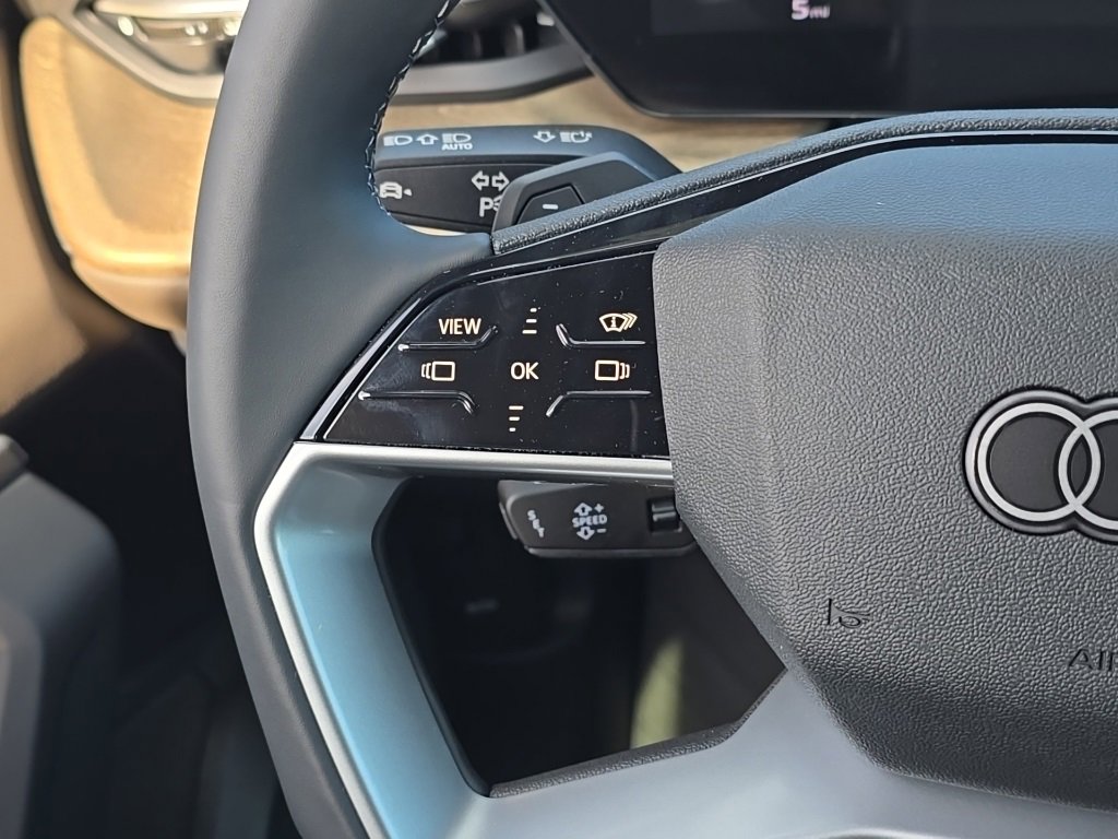 New 2025 Audi Q5 Premium Plus image 17