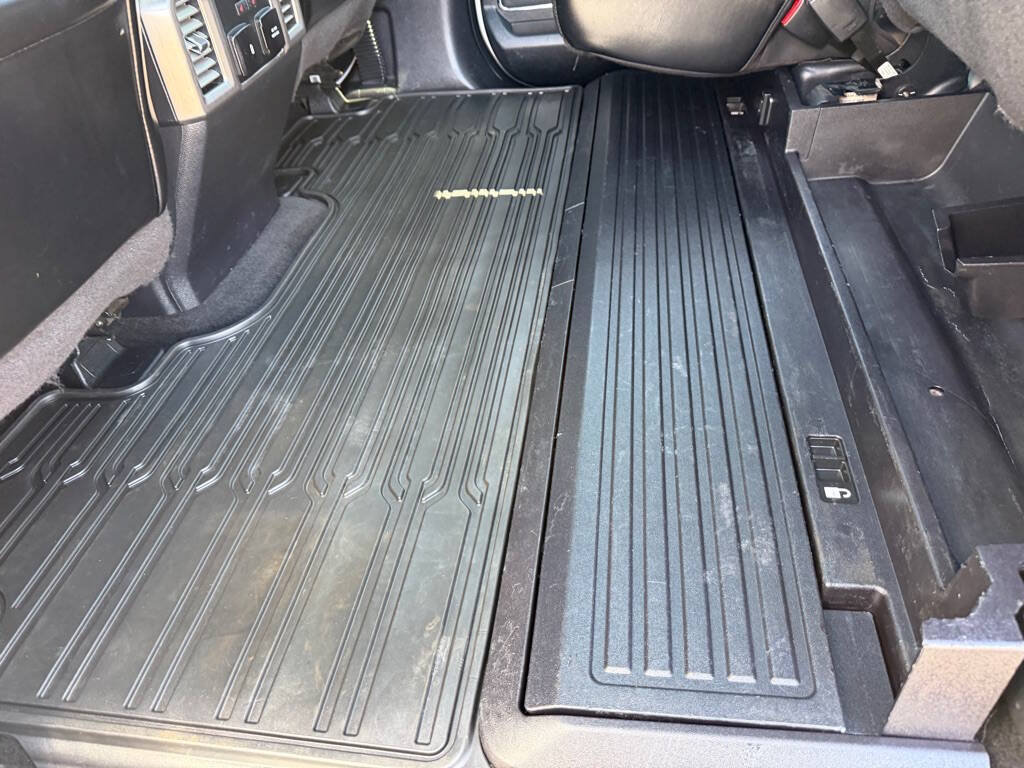 Used 2017 Ford F450 Platinum w/ Platinum Ultimate Package AWD/4WD image 44