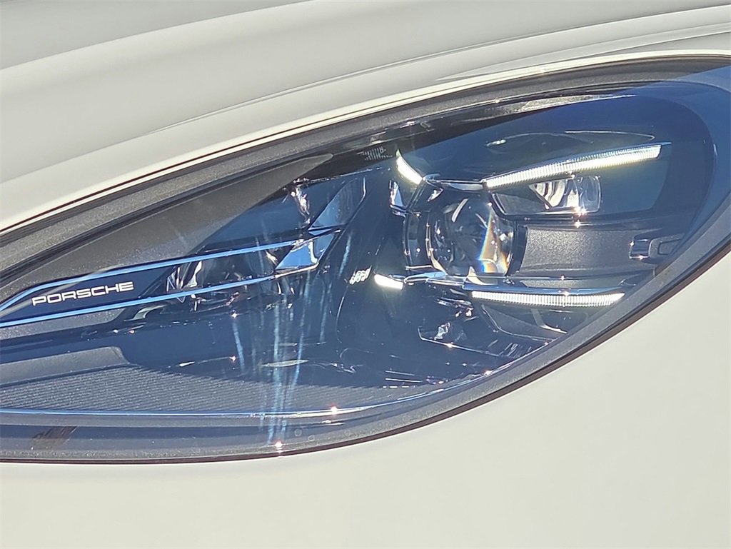 New 2026 Porsche Macan image 25