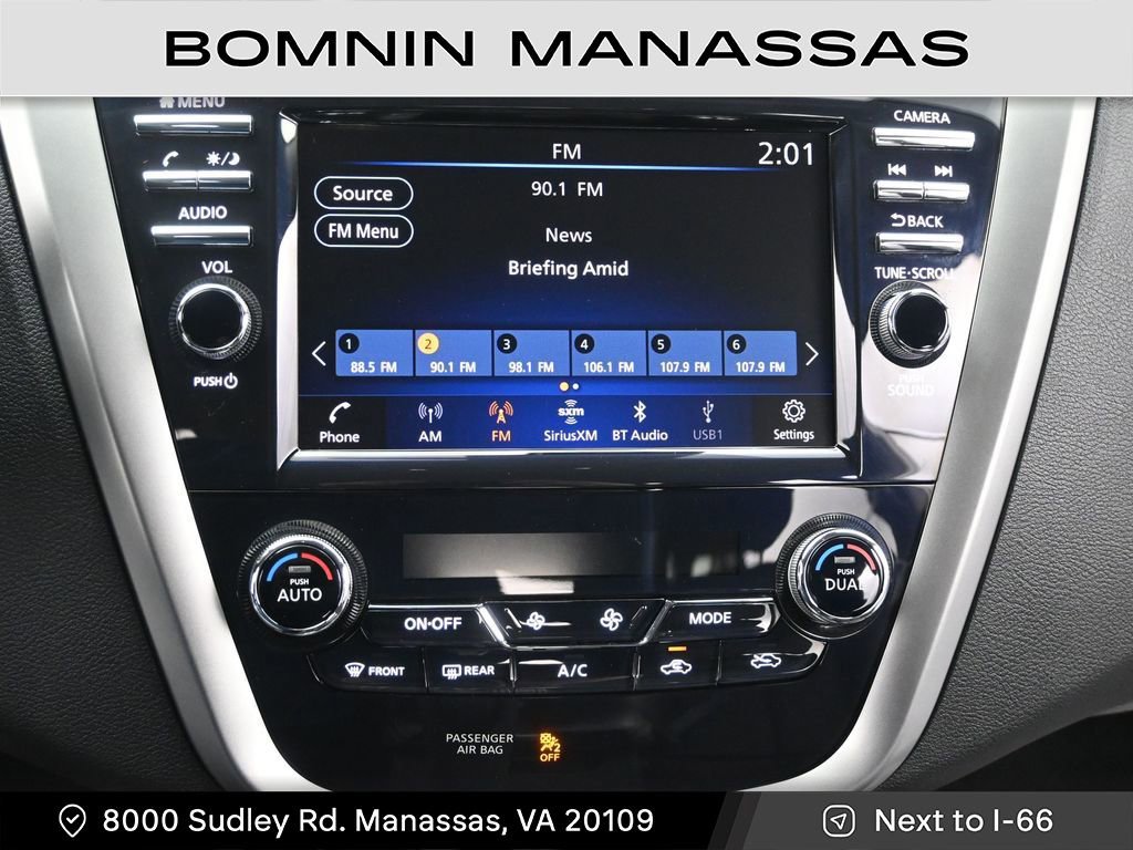 Used 2023 Nissan Murano SV w/ SV Midnight Edition Package FWD image 16