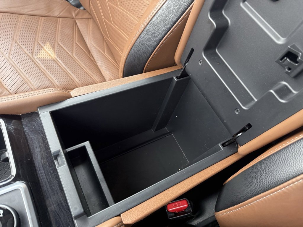 Used 2022 Nissan Pathfinder Platinum w/ Cargo Package image 50