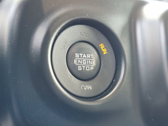 Used 2022 Jeep Wrangler Unlimited Rubicon w/ Cold Weather Group image 40