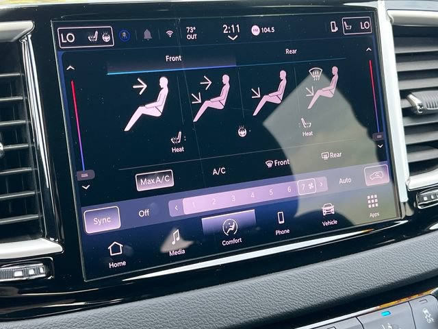 Used 2025 Chrysler Pacifica Select FWD image 26