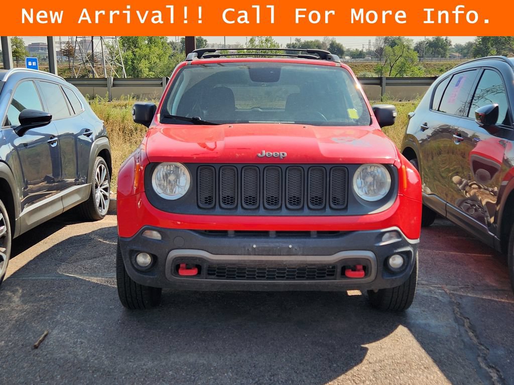 Used 2018 Jeep Renegade Trailhawk AWD/4WD image 3