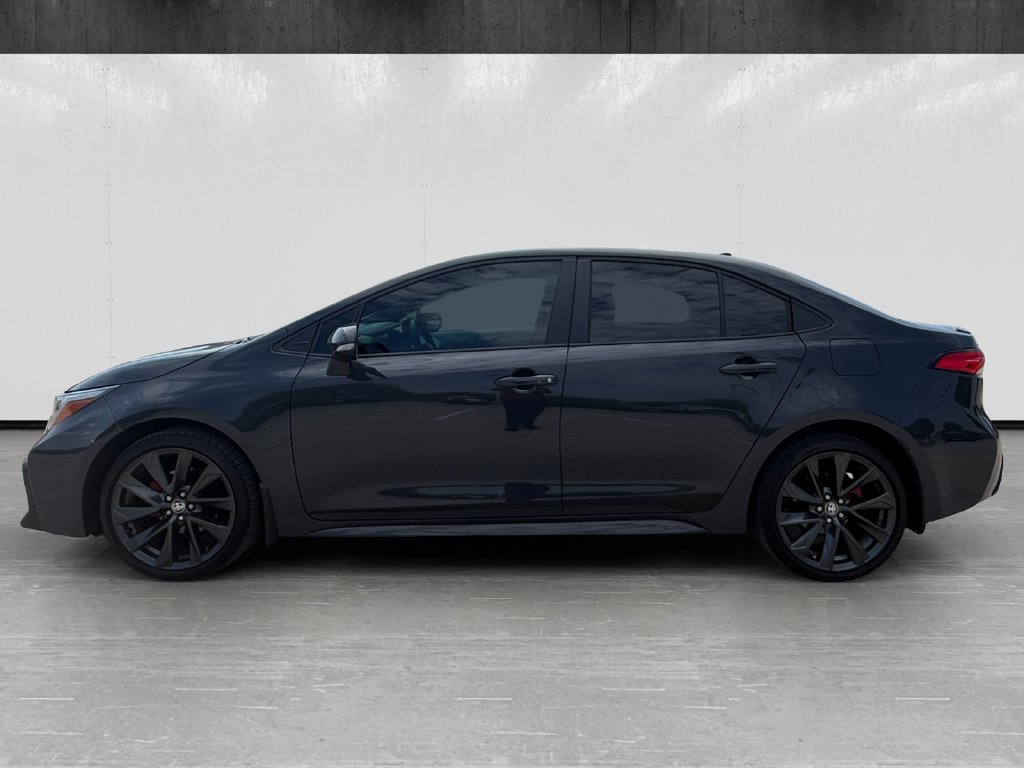 Used 2026 Toyota Corolla SE FWD image 2