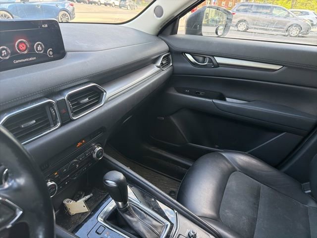 Used 2018 MAZDA CX-5 Touring w/ Preferred Equipment Package image 13