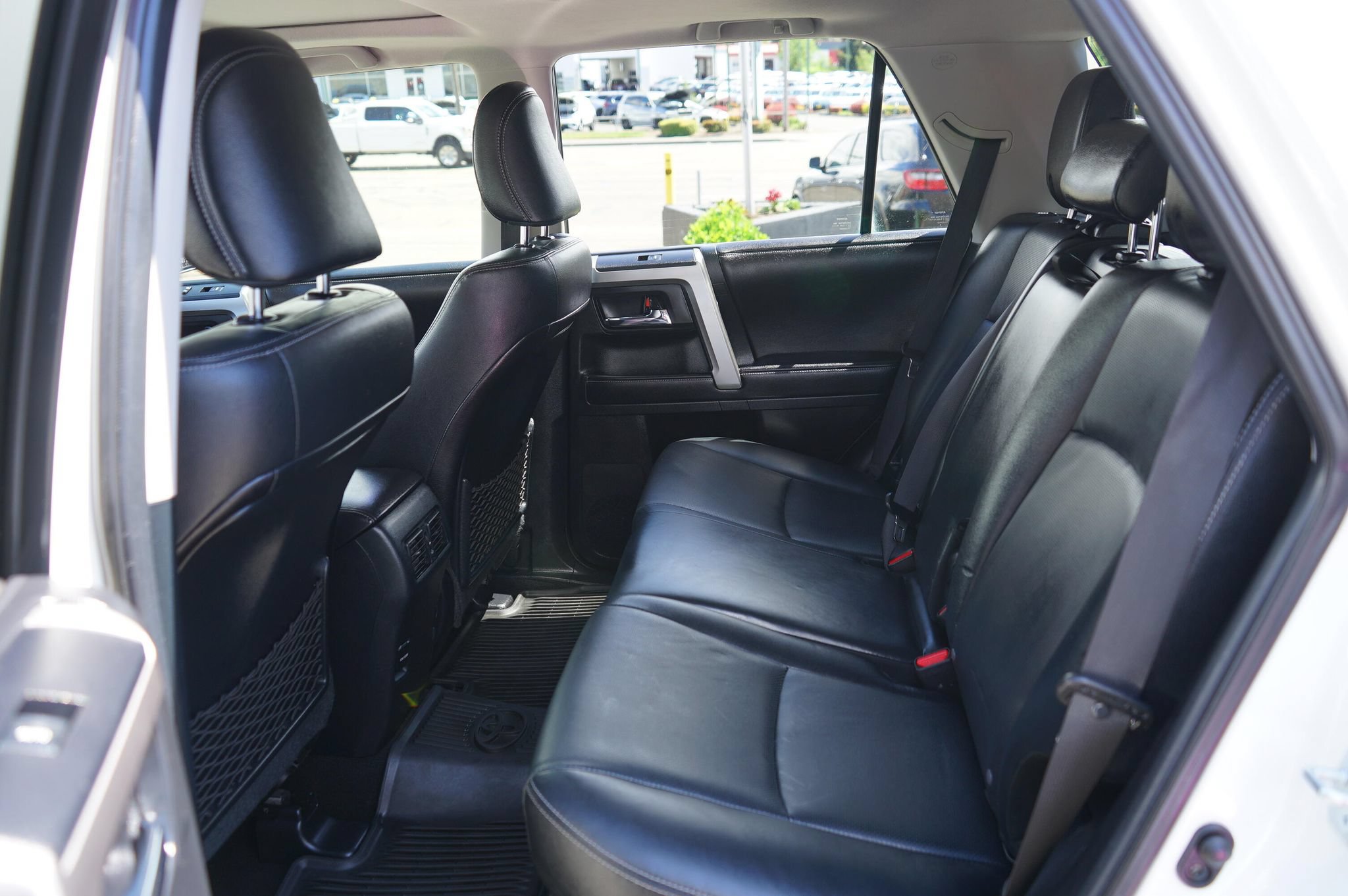 Used 2016 Toyota 4Runner Limited AWD/4WD image 15