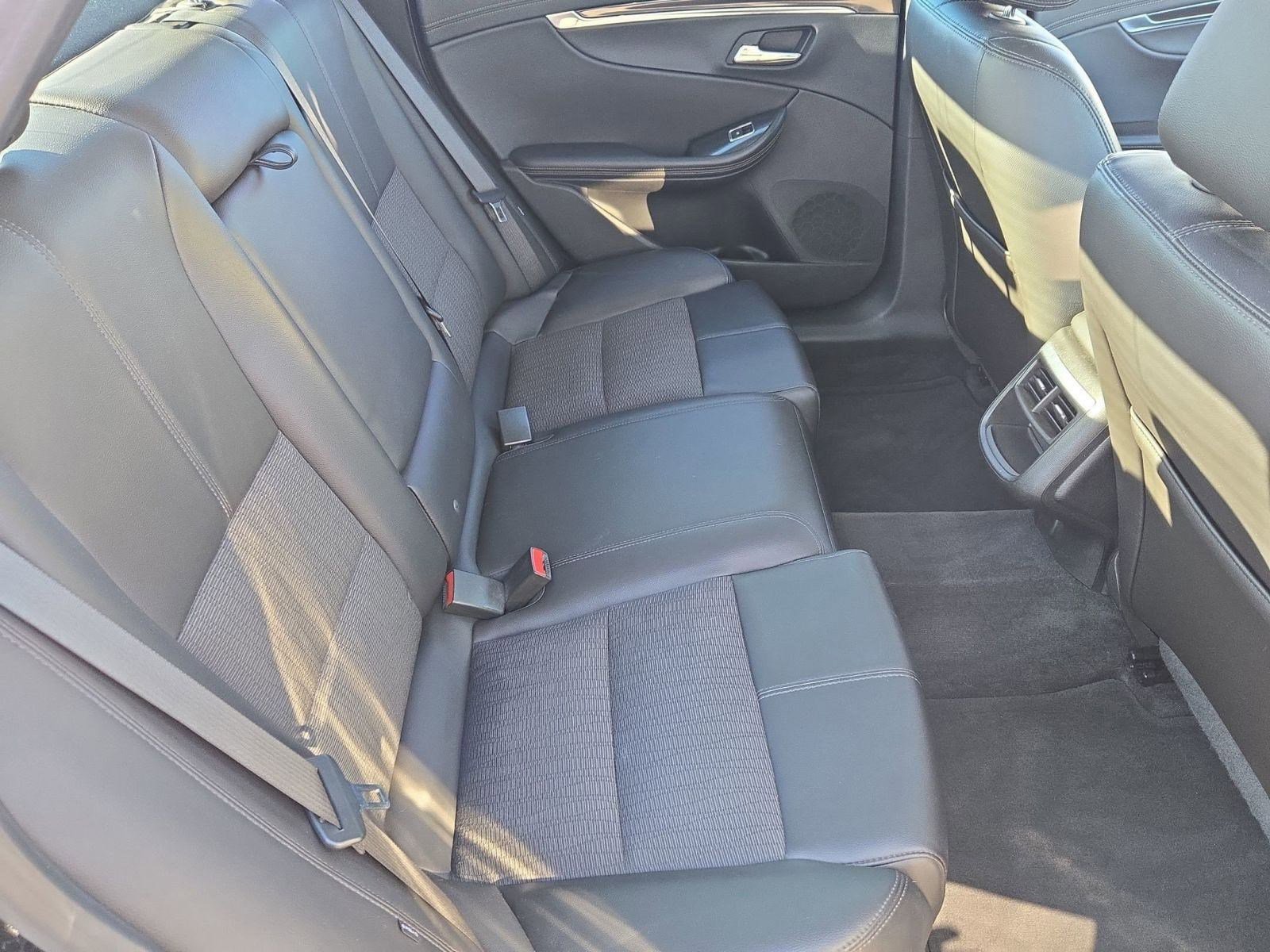 Used 2016 Chevrolet Impala LT image 28