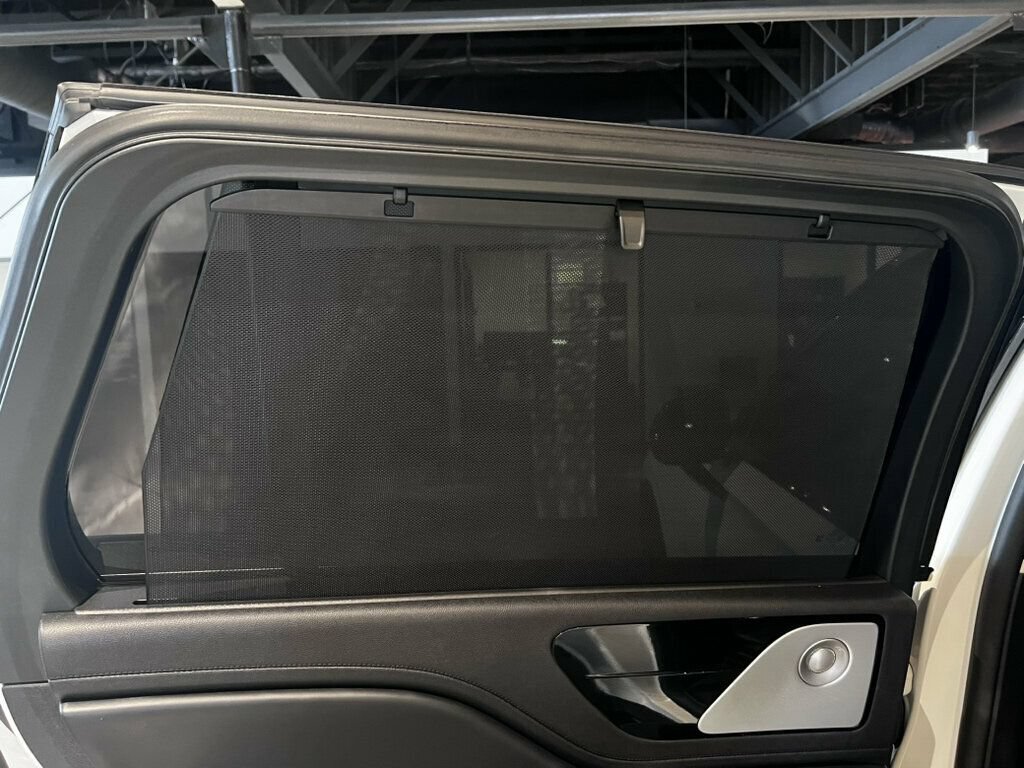 Used 2023 Lincoln Aviator Reserve w/ Equipment Group 201A AWD/4WD image 15