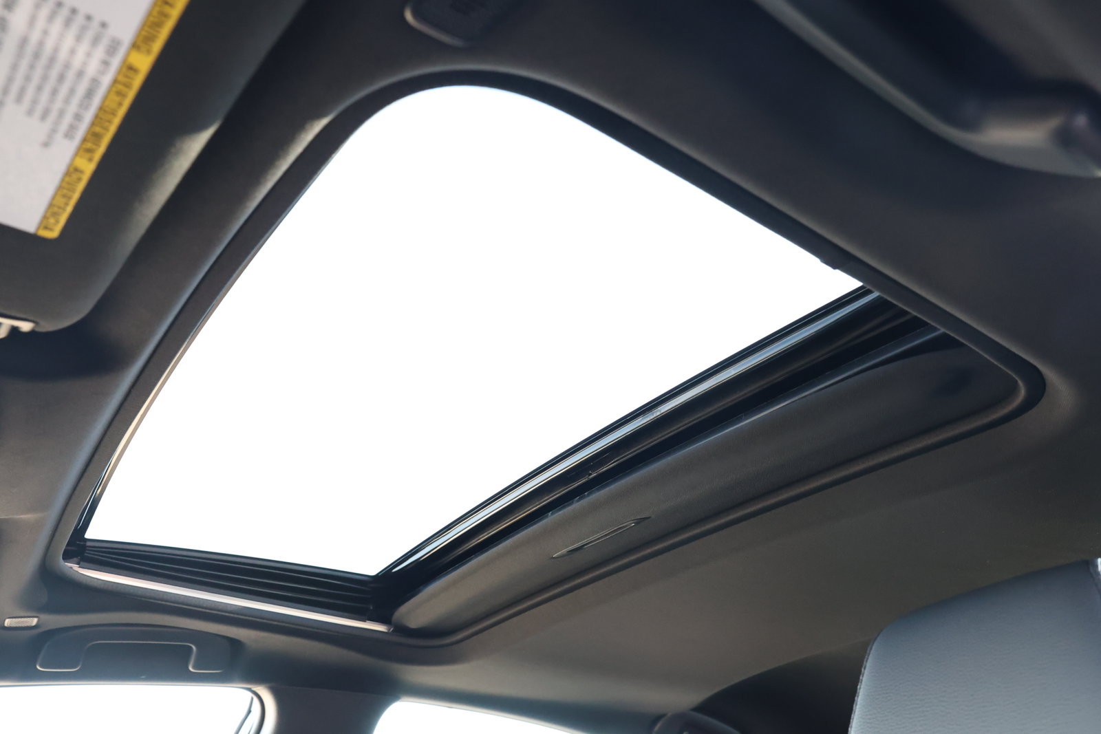 New 2026 Toyota Camry SE w/ Convenience Package FWD image 3