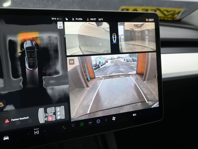 Used 2023 Tesla Model Y Long Range image 30