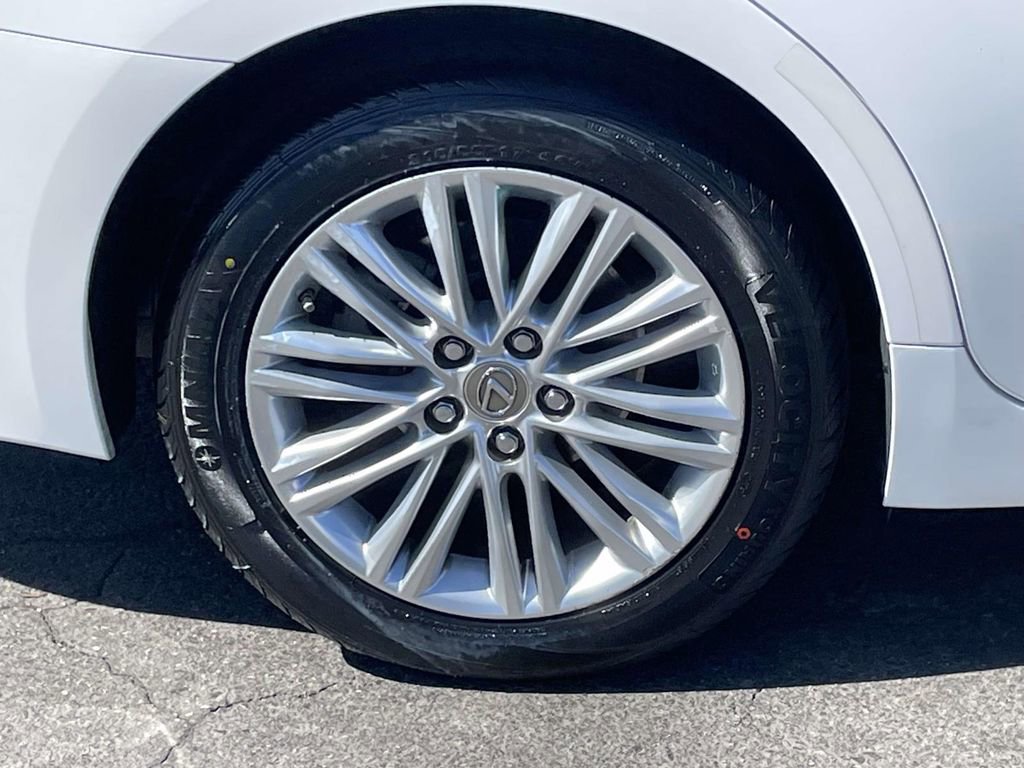 Used 2014 Lexus ES 350 350 w/ Luxury Package image 12