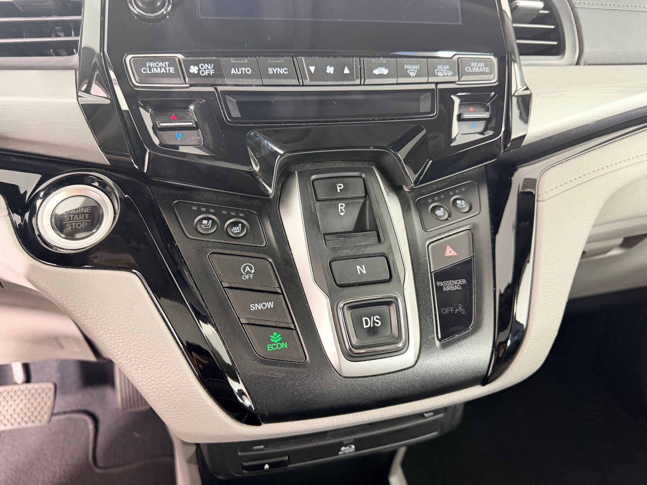 Used 2019 Honda Odyssey Elite image 17