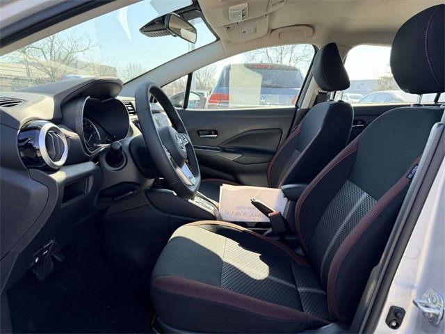 New 2025 Nissan Versa SR w/ Trunk Package image 16
