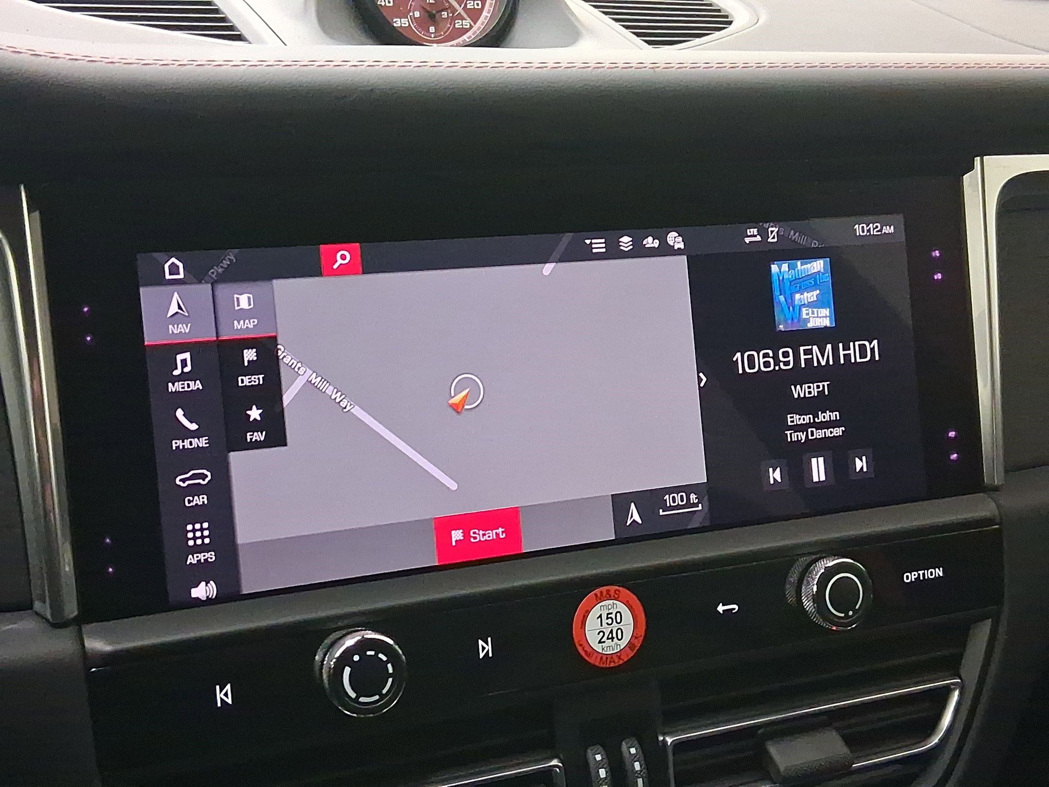 Certified 2025 Porsche Macan GTS image 25