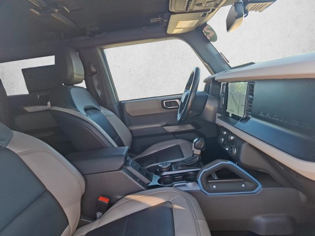 Used 2023 Ford Bronco Wildtrak AWD/4WD image 19