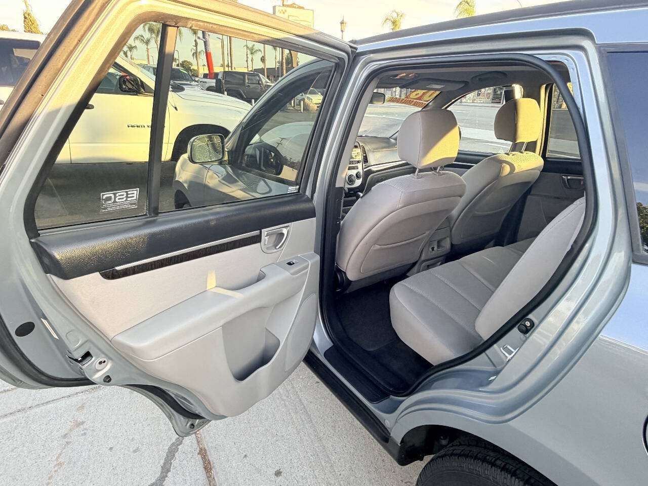 Used 2008 Hyundai Santa Fe GLS FWD image 12