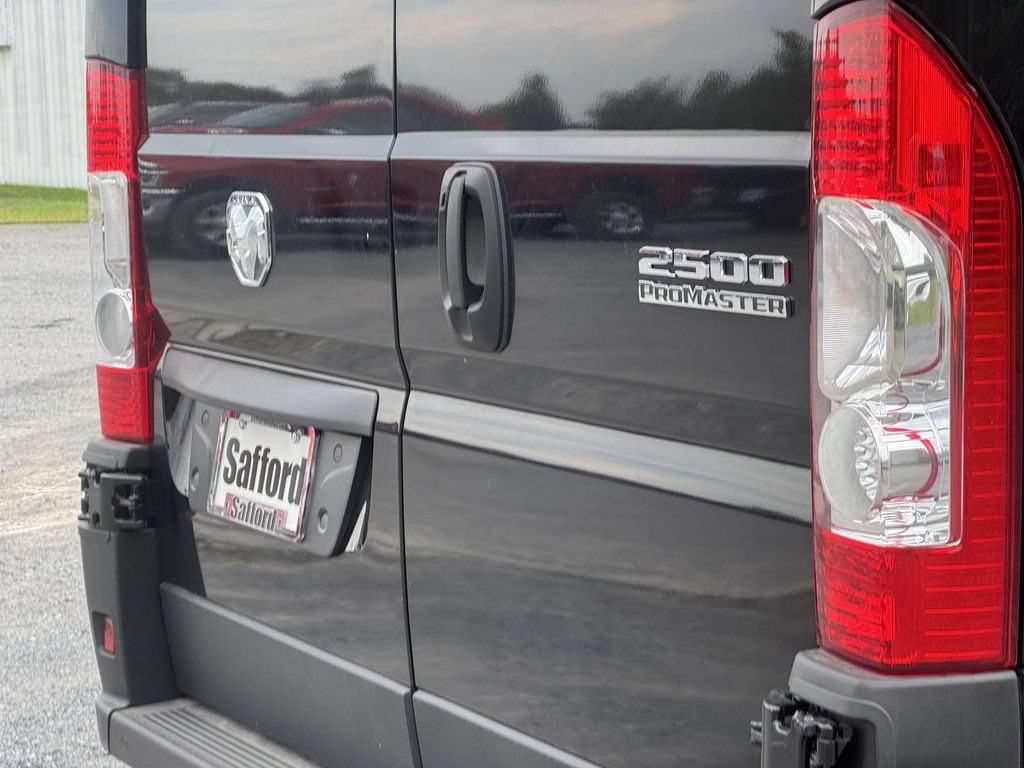 New 2026 RAM ProMaster 2500 w/ Quick Order Package 22G SLT FWD image 10