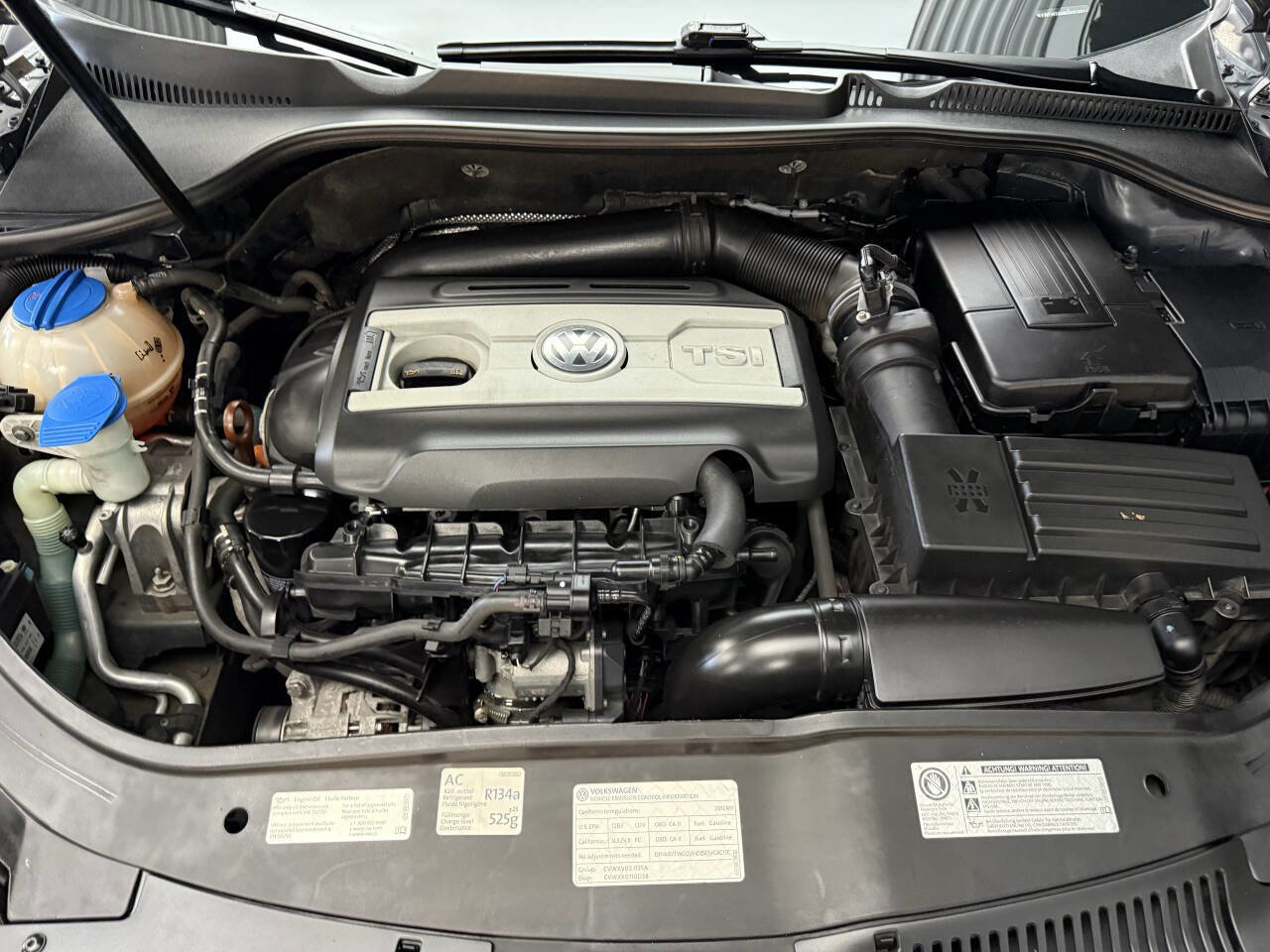 Used 2012 Volkswagen Eos Lux image 30