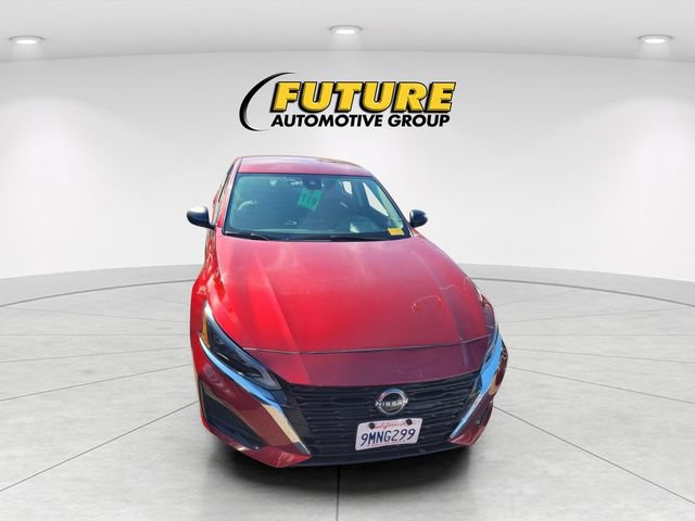 Certified 2024 Nissan Altima 2.5 SV FWD image 2