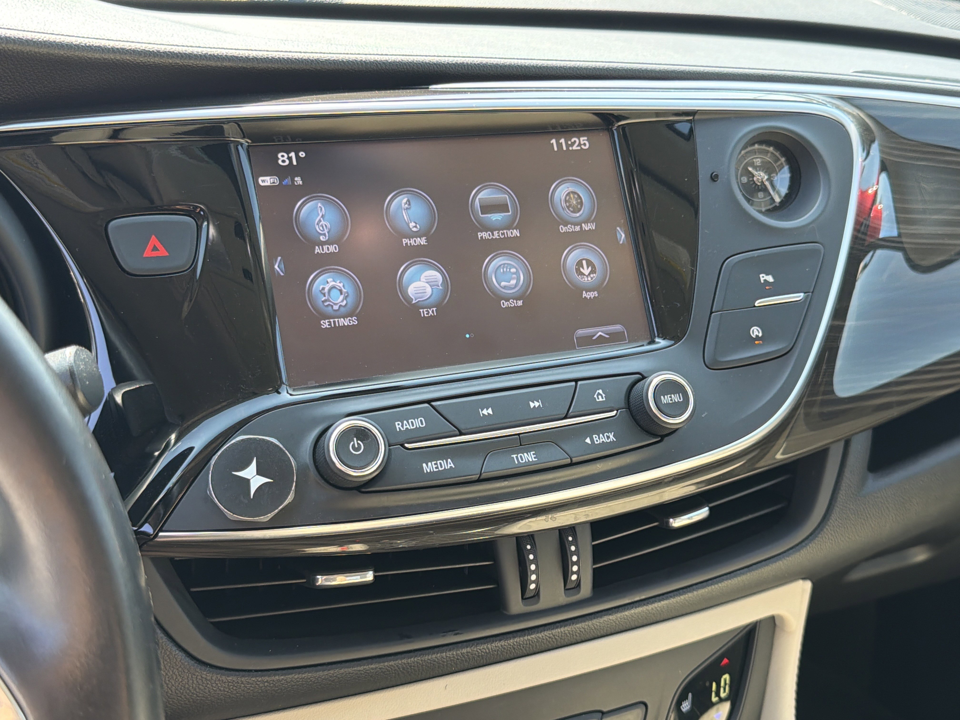 Used 2019 Buick Envision Preferred image 27