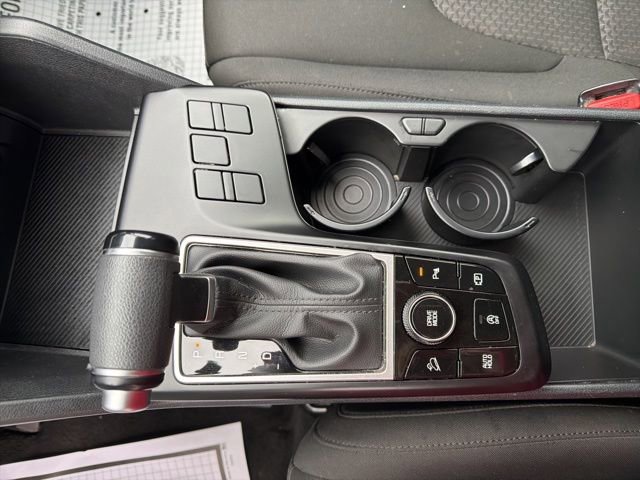 Used 2024 Kia Sportage LX image 19
