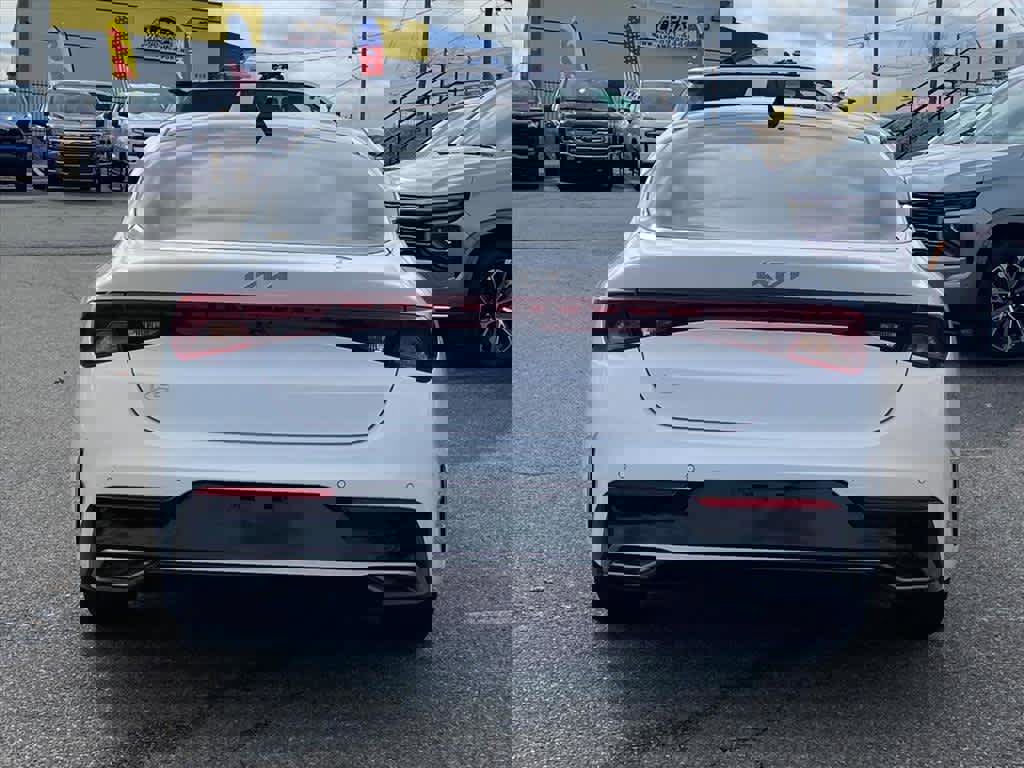 Used 2023 Kia K5 EX image 8