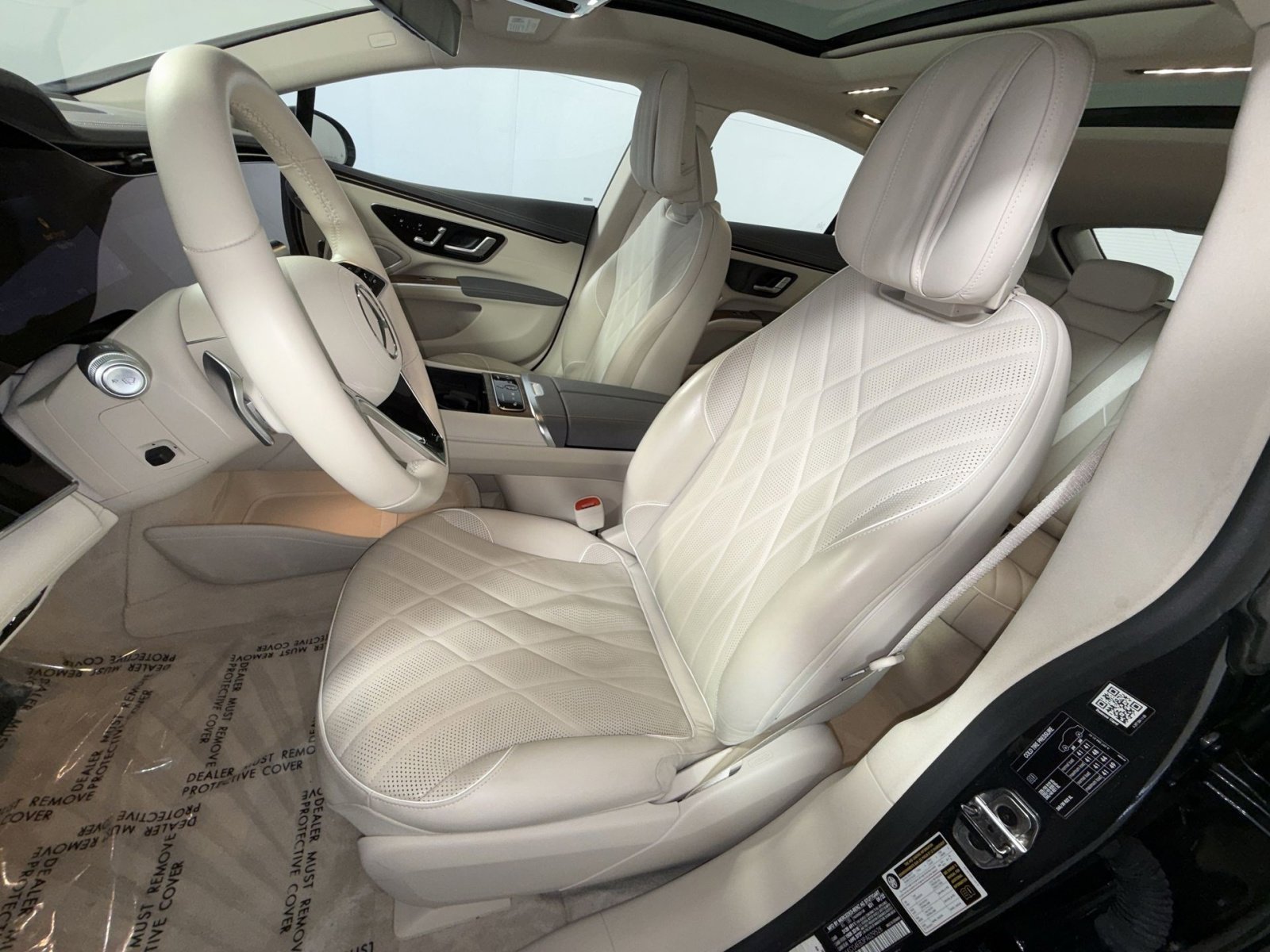 Used 2023 Mercedes-Benz EQS 580 4MATIC Sedan image 13