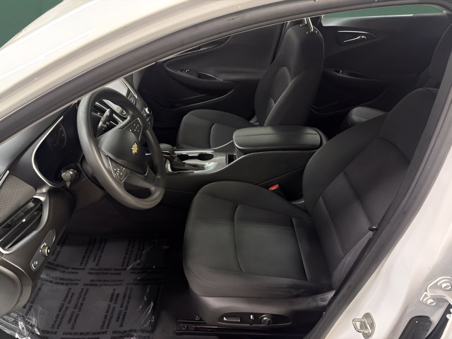 Used 2021 Chevrolet Malibu LT FWD image 12