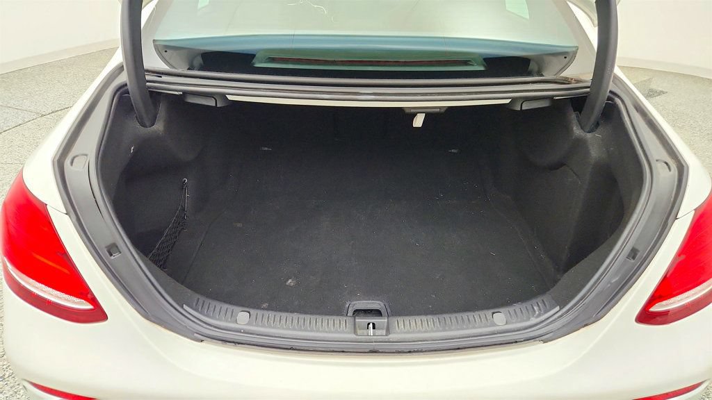 Used 2020 Mercedes-Benz E 350 4MATIC Sedan image 22