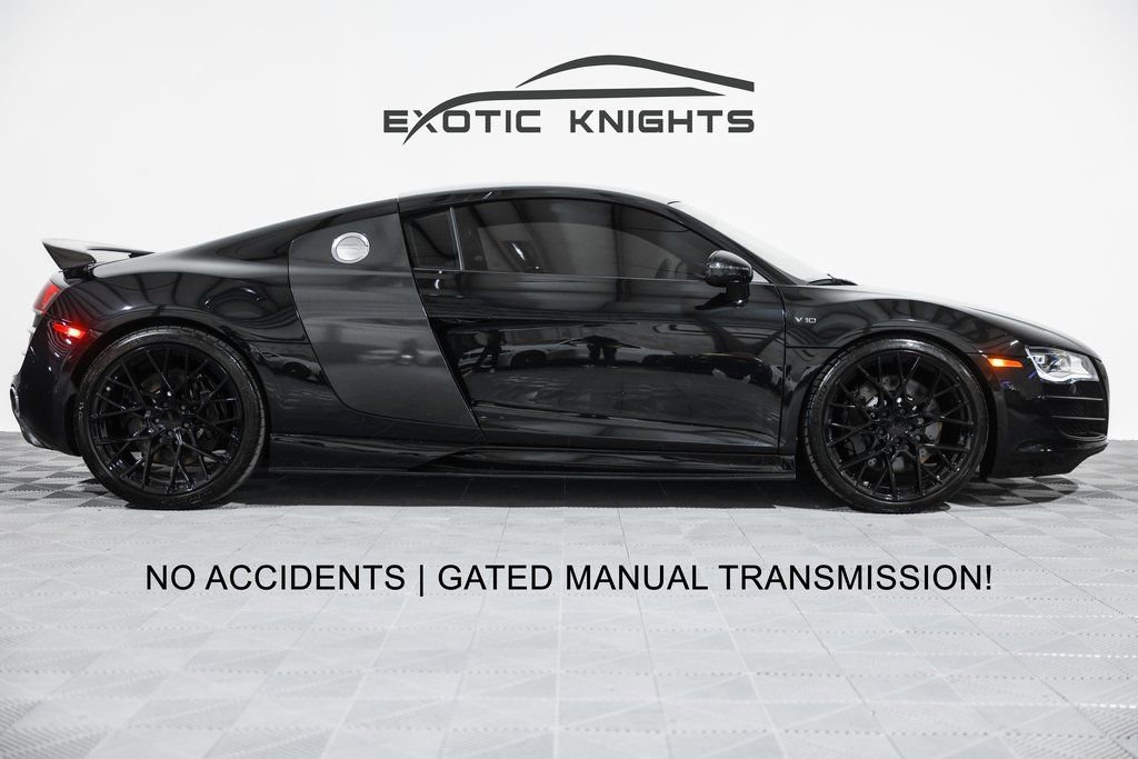 Used 2012 Audi R8 V10 w/ Enhanced Leather Pkg image 1