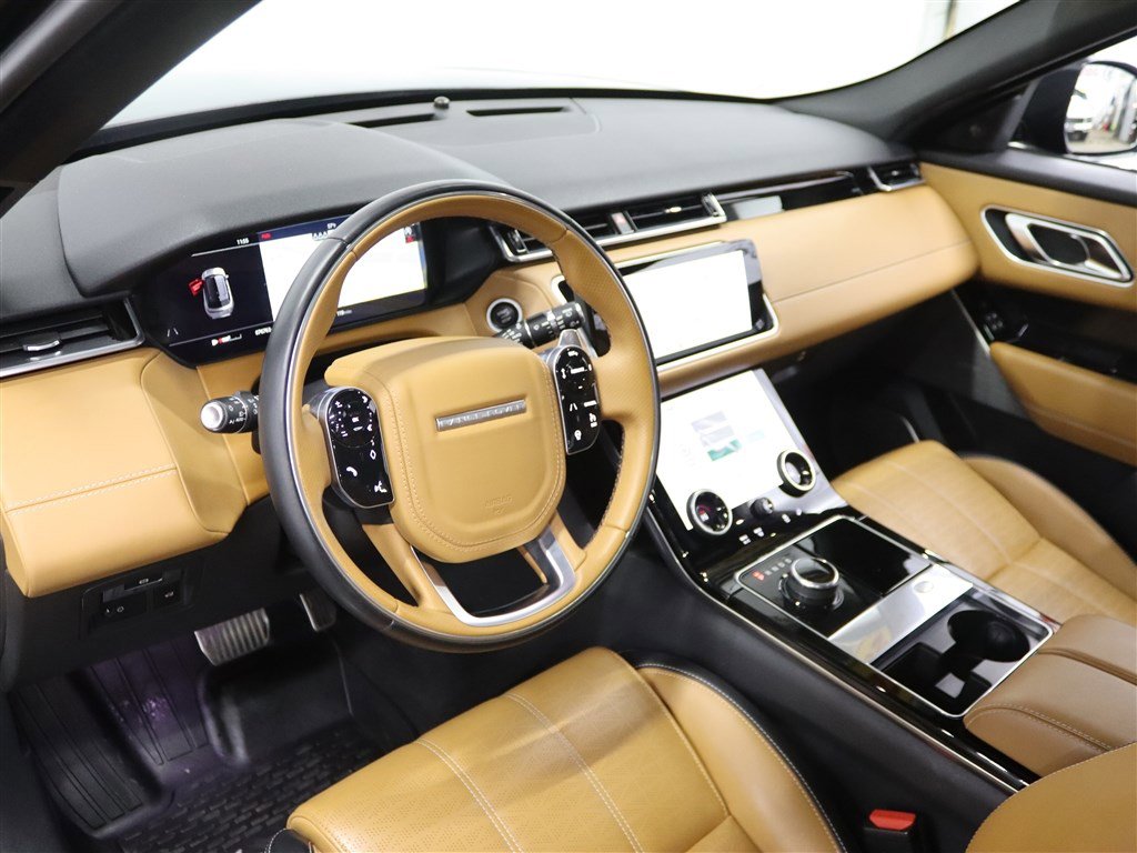 Used 2020 Land Rover Range Rover Velar R-Dynamic HSE image 20