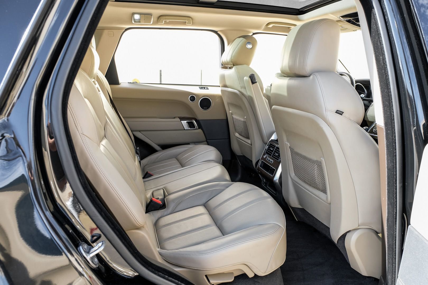 Used 2016 Land Rover Range Rover Sport Supercharged image 34