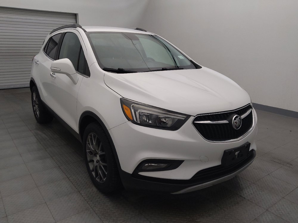 Used 2018 Buick Encore Sport Touring image 13