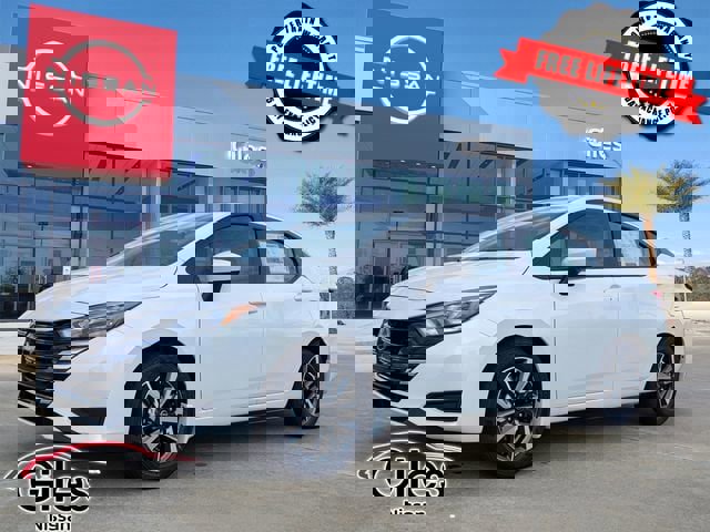 New 2025 Nissan Versa SV w/ Trunk Package